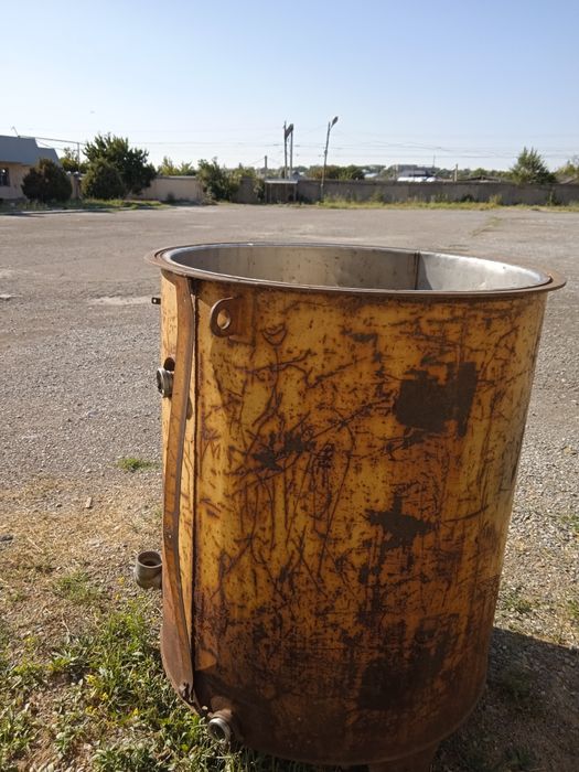 Банан каропкасы бар.