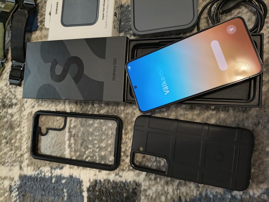 Samsung Galaxy S22, Galaxy watch 6 classic impecabil, incarcator wireless Samsung