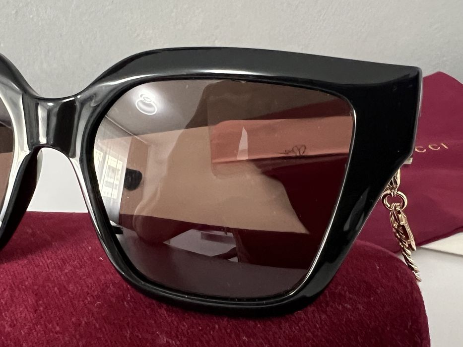 Gucci GG cat-eye square