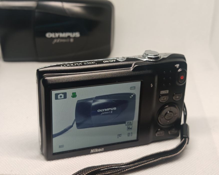Nikon Coolpix S3100 – 14 MP, 5x Wide Zoom, turcoaz