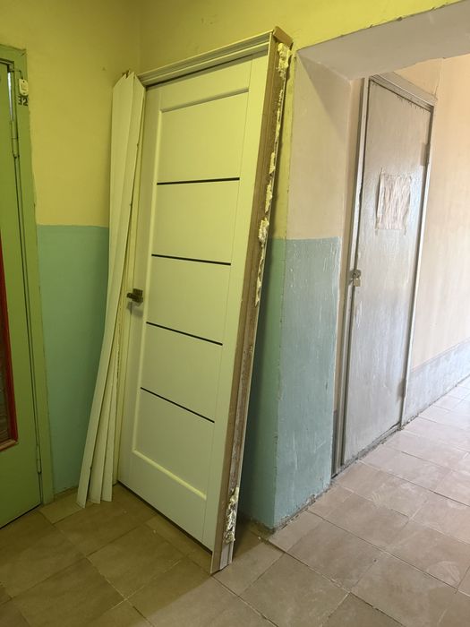 Продам бу двери межкомнатные