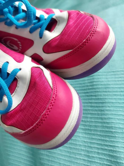 Маратонки с колелца