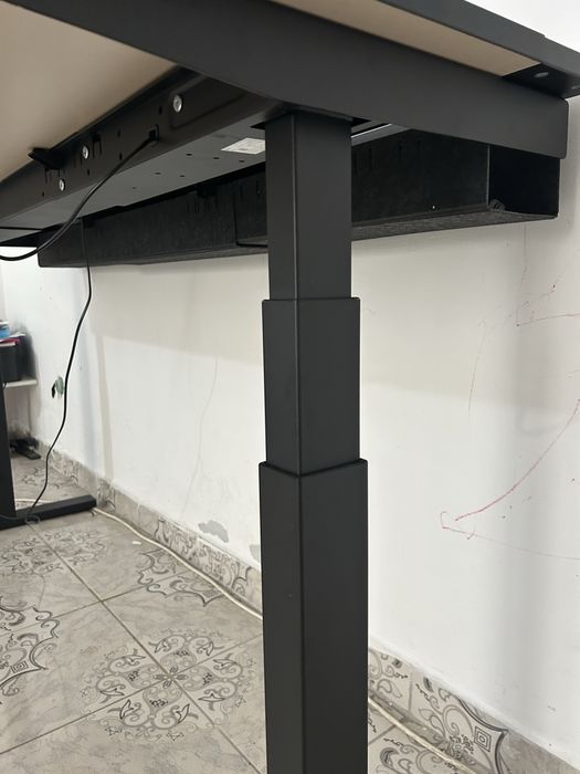 Birou electric inaltime reglabila 160x80 cm, Ikea