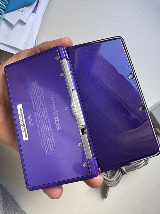 Nintendo 3ds purple