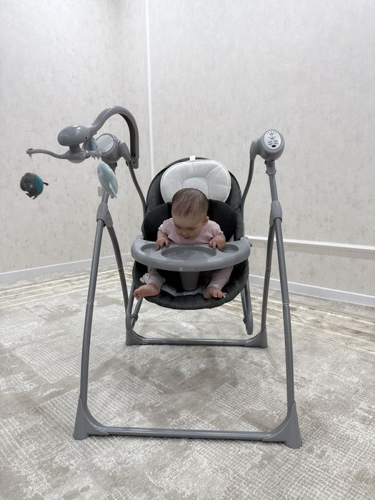 Продается деткская кресло-качеля с музыкой