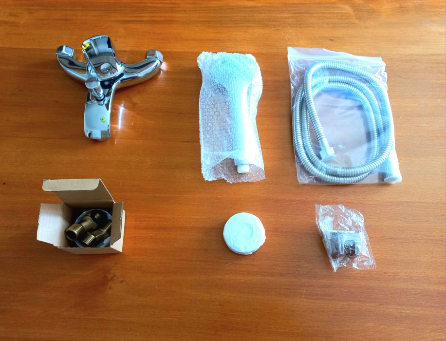 Baterie cadă/duș Evosanitary, aqua star 671286, cu furtun și pară duș