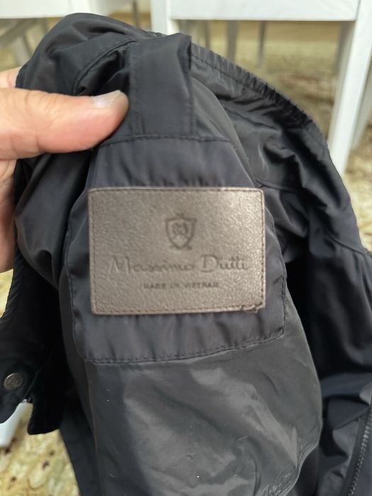 Продам куртку, ветровку Massimo Duti