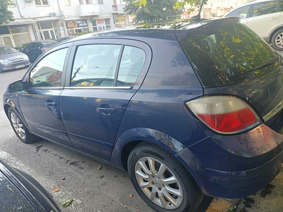 OPEL Astra 2004 — imagine 5
