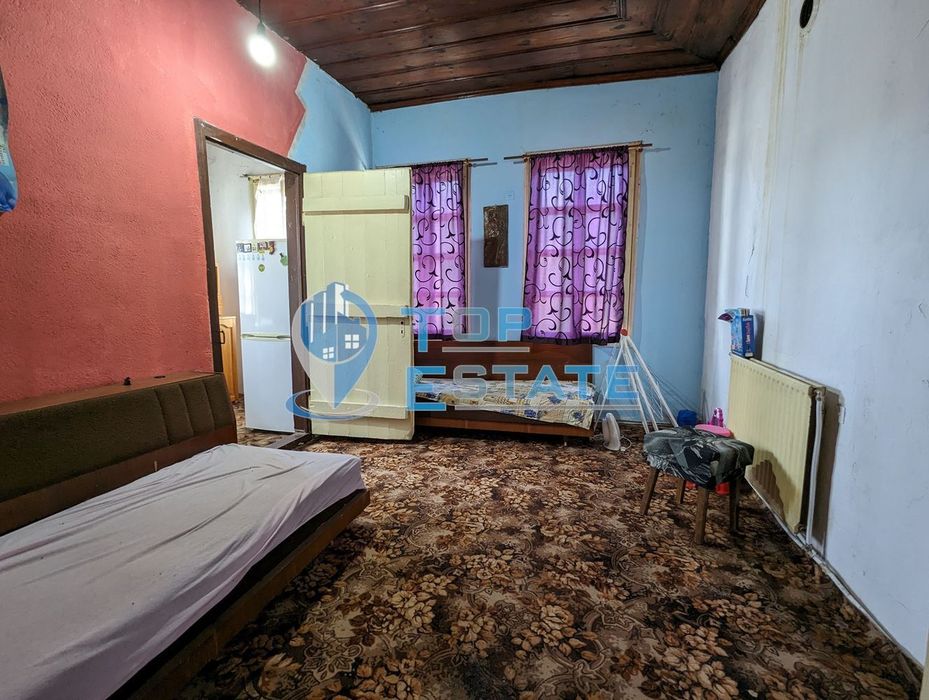 Къща в Велико Търново, област-гр.Елена площ 214 цена 54500