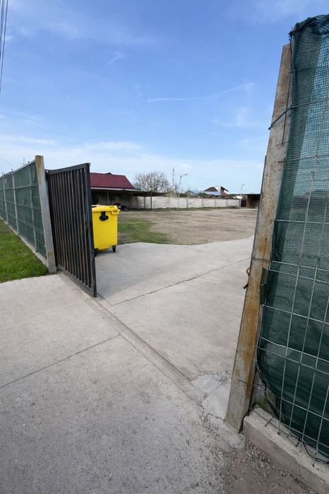 Teren de închiriat – poziție excelentă, ideal pentru afaceri