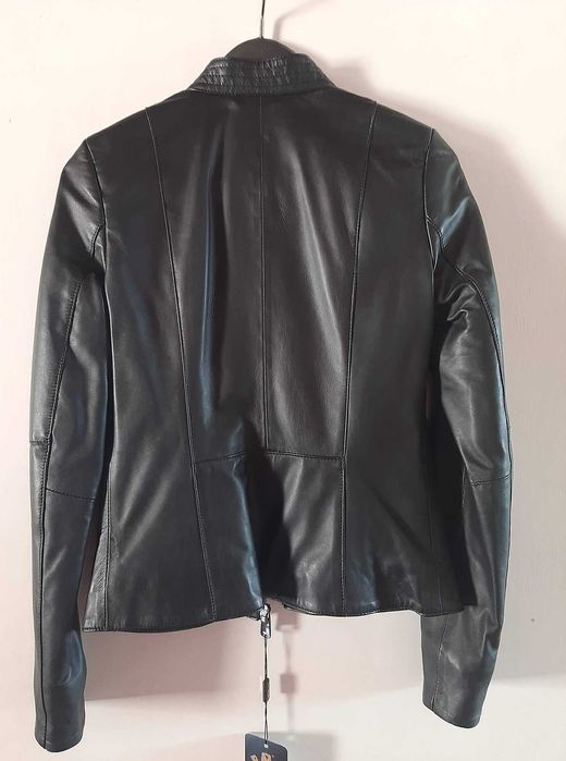 Дамско кожено яке