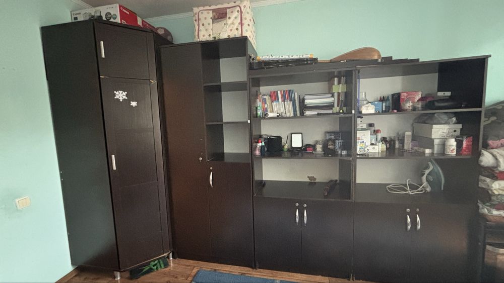 Срочно продам шкафы и кух. уголок