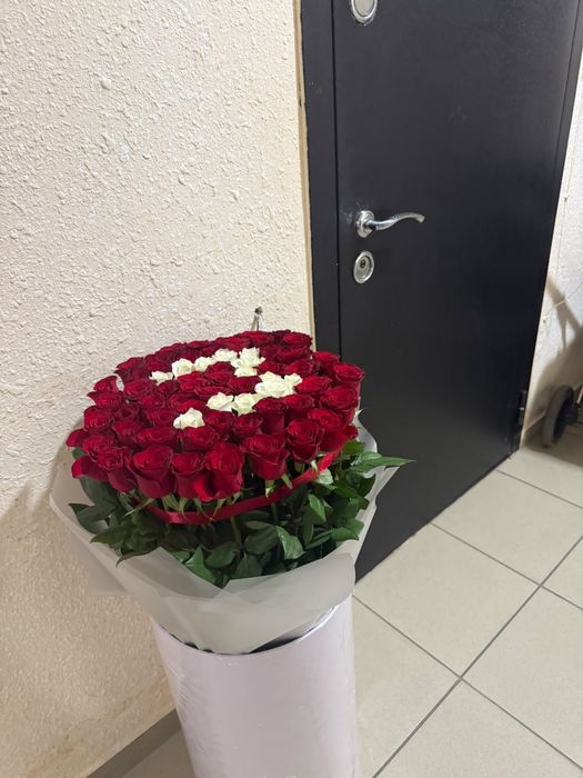 Цветы срочно продам