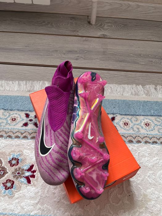 Бутсы nike phantom