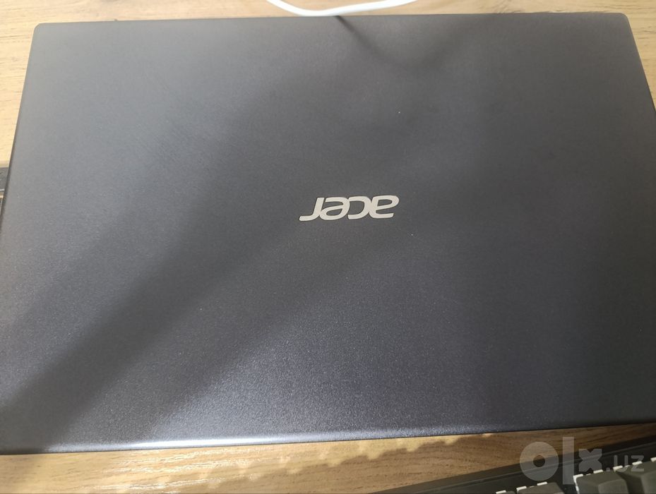 noutbuk acer sotiladi