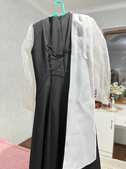 Женское платье бу