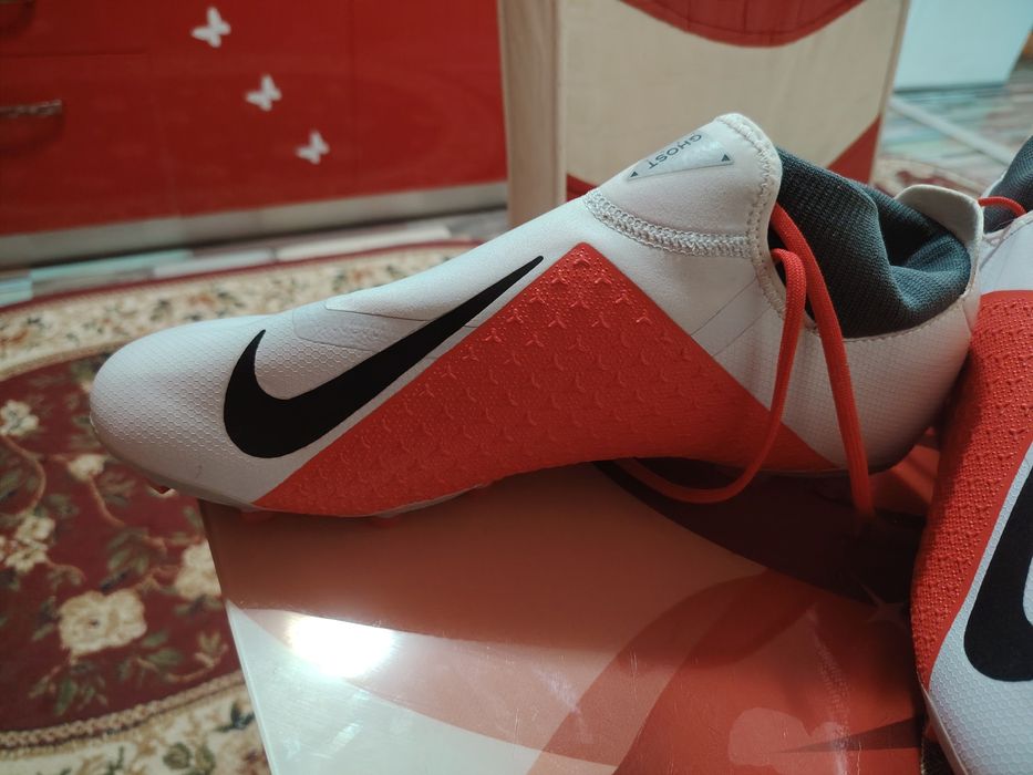 Ghete Fotbal  Nike Phantom VSN Nr 46