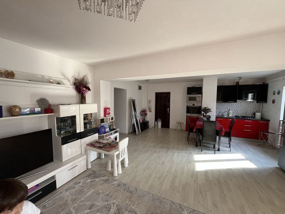 Apartament 3 camere