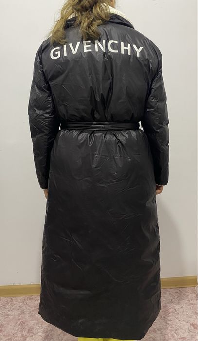 Продам 2 куртки женские