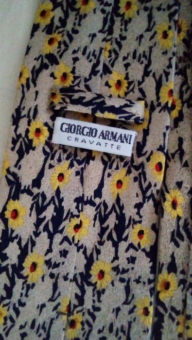 cravata Giorgio Armani, noua