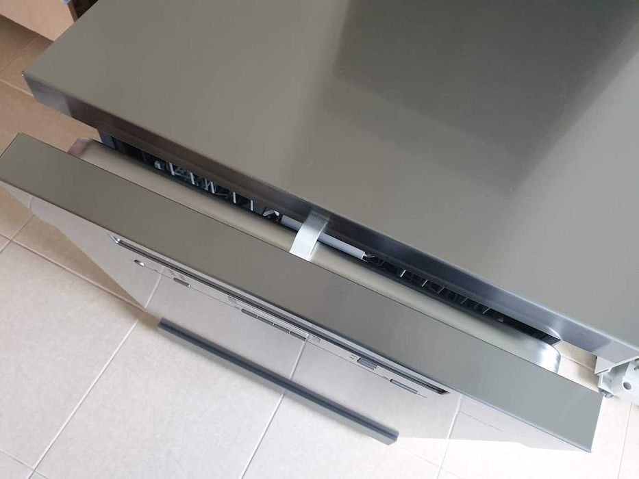 Инокс Miele Съдомиялна - Auto Open - 14 Комплекта - Свободностояща