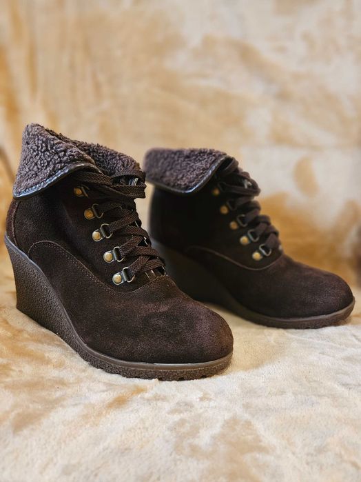 Botine cu toc ghete imblanite piele intoarsa Leonardo Prima Donna 39