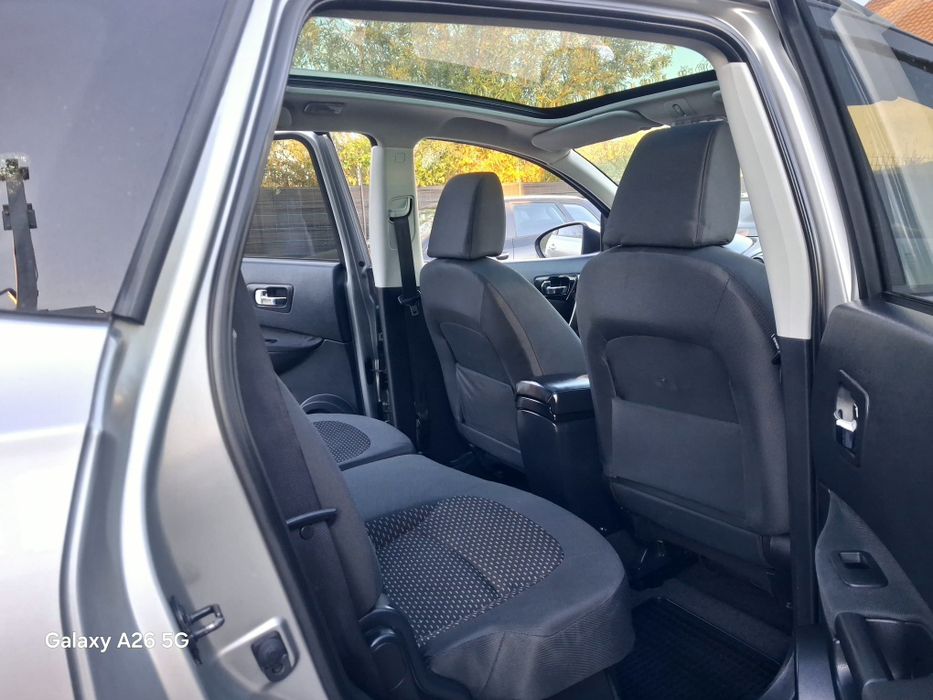 Nissan qashqai+2 // 7 locuri   2010   1,5 diesel 110 cp panoramic Navigație camera marșarier