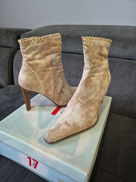 Дамски боти на марката Gortz 17