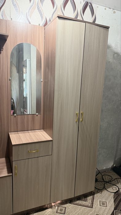 Продам мебелт для прихожей