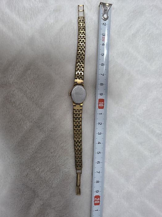 Ceas de mana mecanic  rusesc vezi descriere