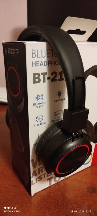 Продаю беспроводную bluetooth гарнитуру