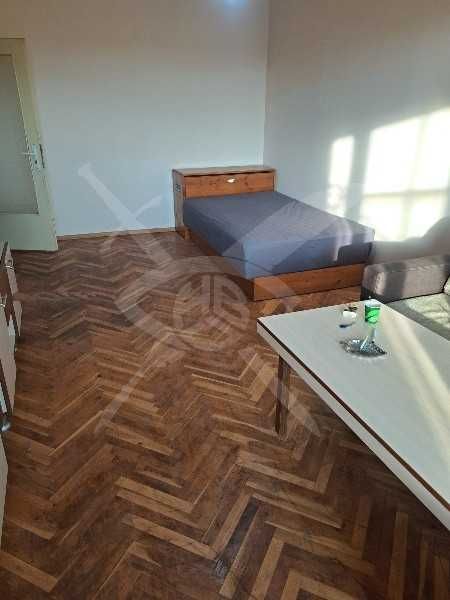 Дава се под наем Тристаен апартамент в Пловдив, Христо Смирненски - 68 кв.м за 448.8 € - Снимка #1