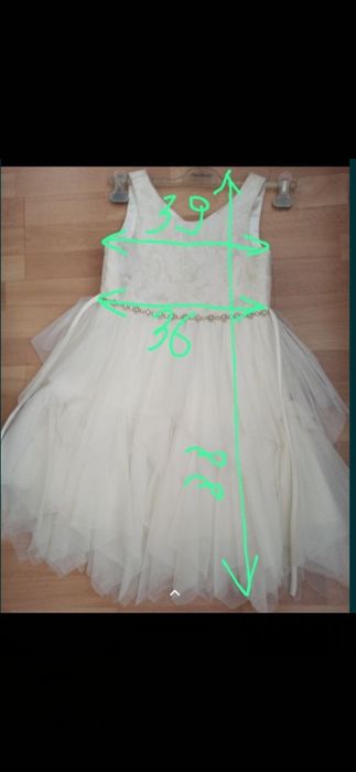 Платье для девочки нарядное