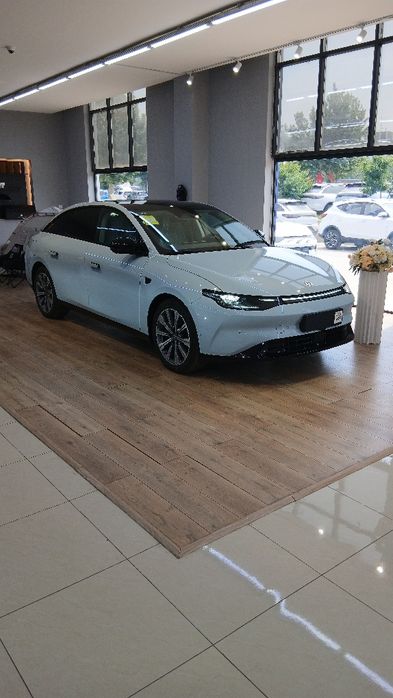 Leapmotor C01 elektr Premium dop opsiya 2025 Nalichi bor