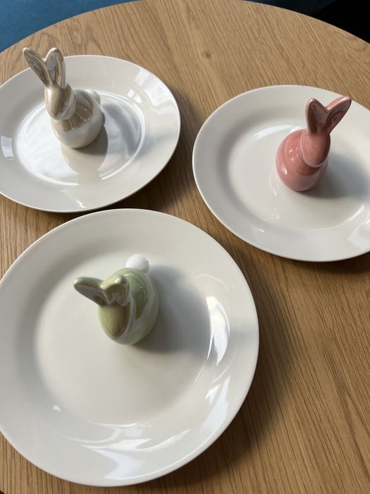 Сет бели чинийки