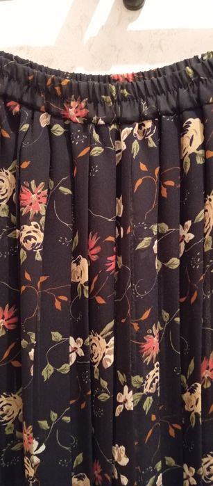 Плисирана лятна пола