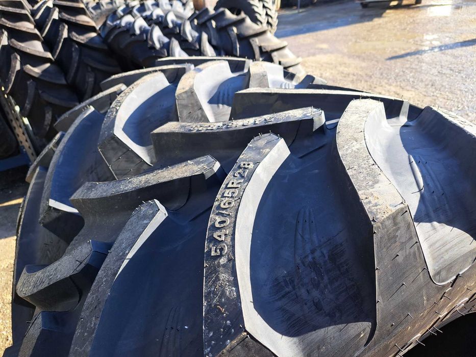 Anvelope noi pentru TRACTOR 540/65R28 OZKA cauciucuri radiale