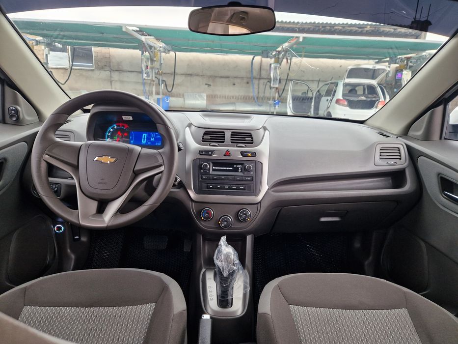 Chevrolet Cobalt 2024 — 5