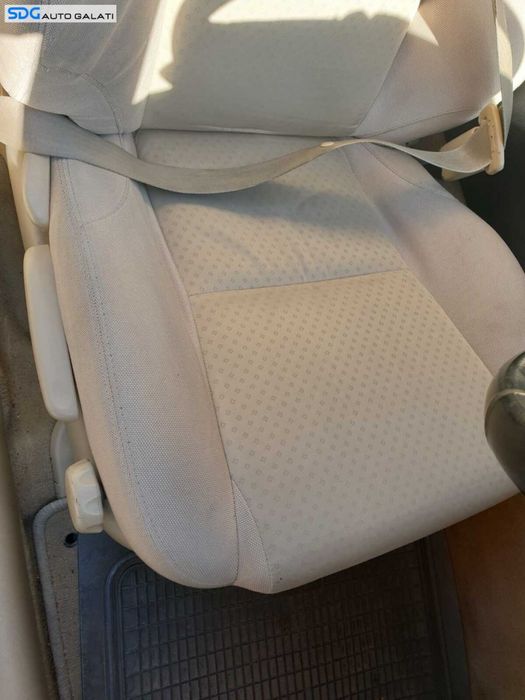 Scaun Dreapta Fata Pasager Textil Fara Incalzire Lexus XE20 IS IS220 2005 - 2013 [C0577]