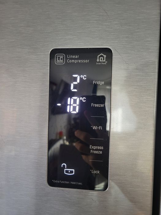 Frigider LG side-by-side Smart ThinQ