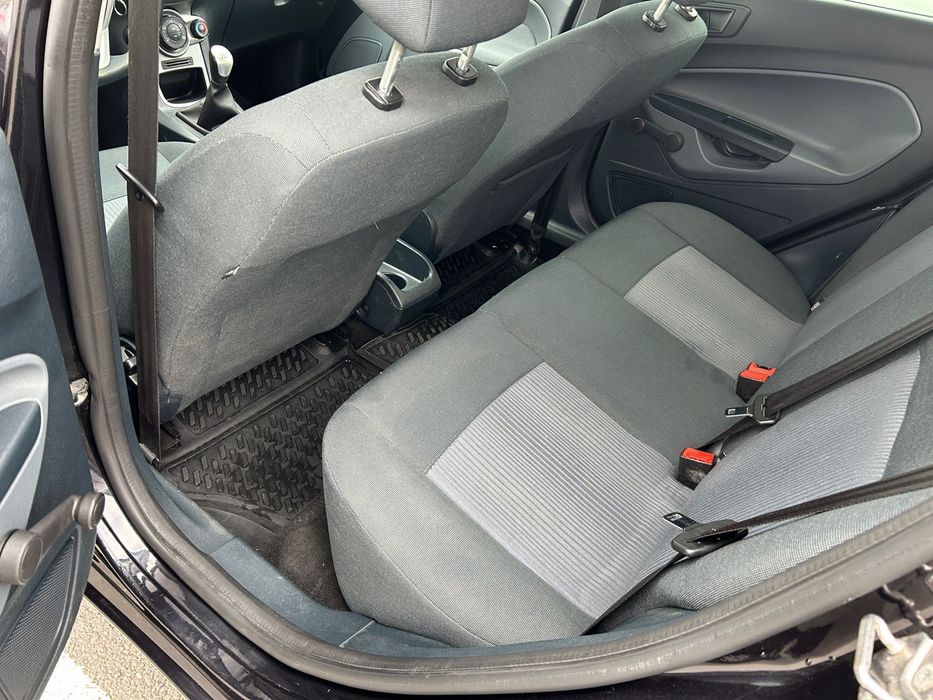 FORD Fiesta 2010 — imagine 3