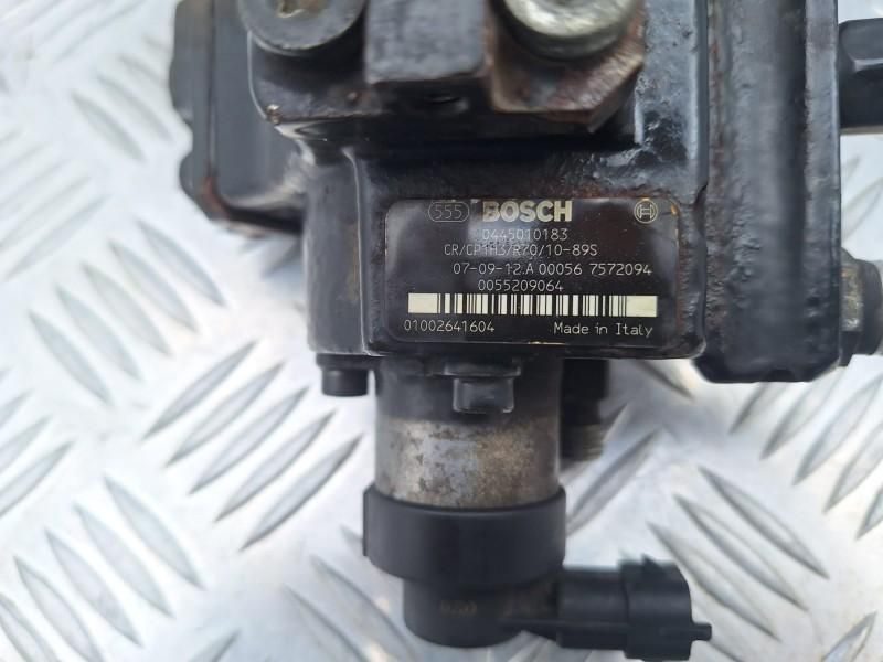 Pompa injectie Opel Signum facelift 1.9 CDTI