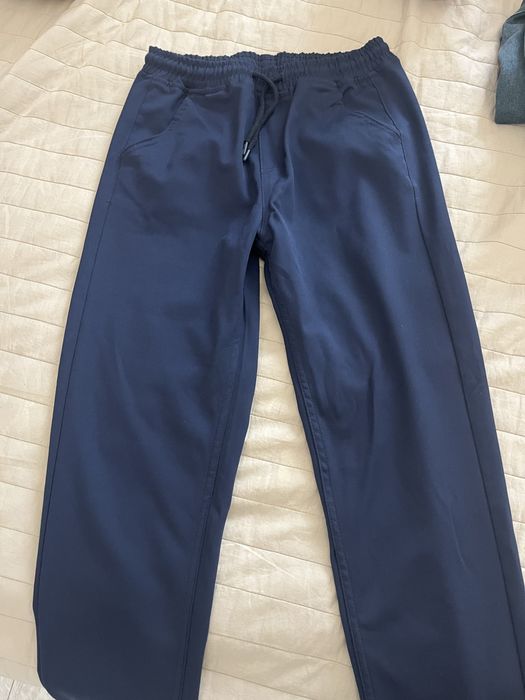 Продам новые слаксы для подростка