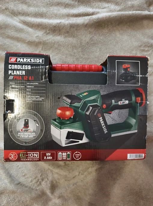 Rindea cu acumulator 12V Parkside