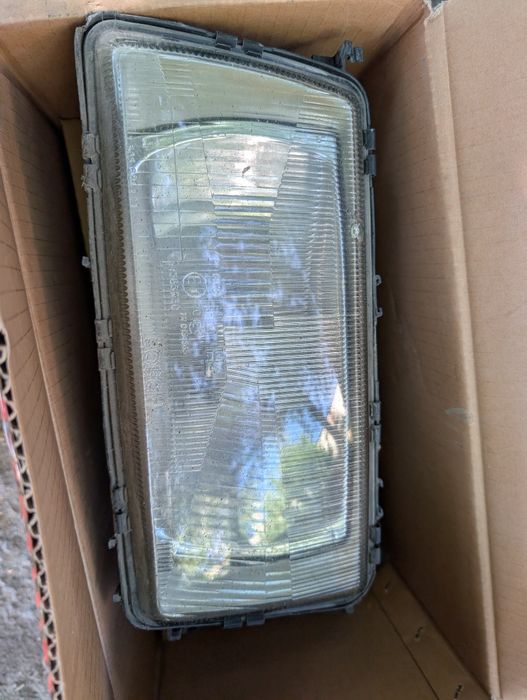 Фара bosch audi 80