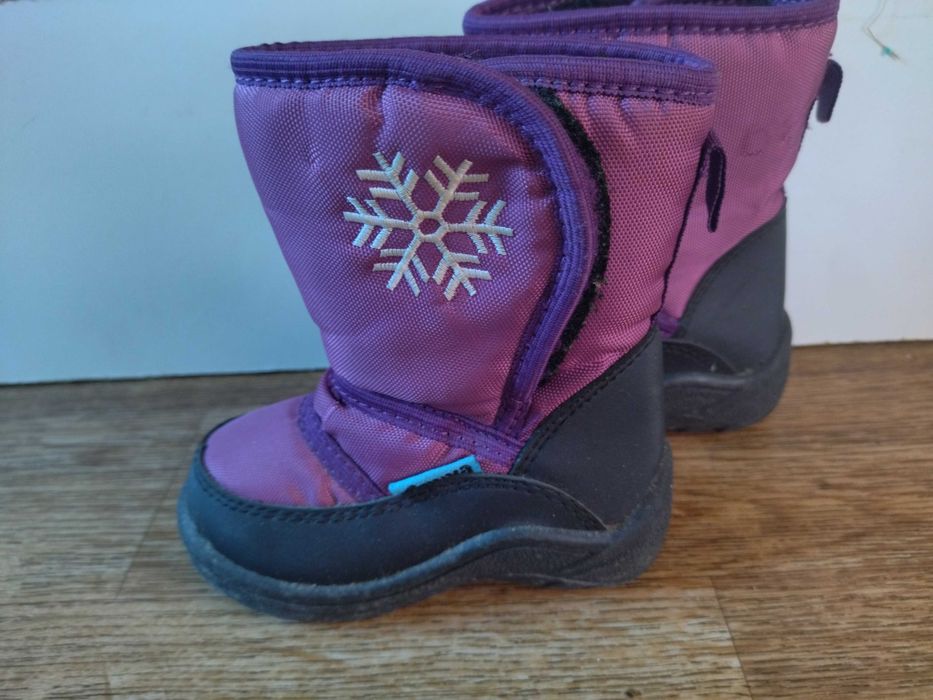 Сапоги /угги/ новые, размер 22 и 23