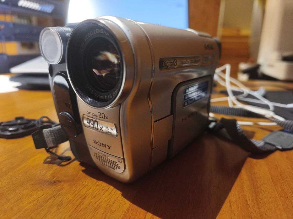Камера SONY Handycam Digital 8