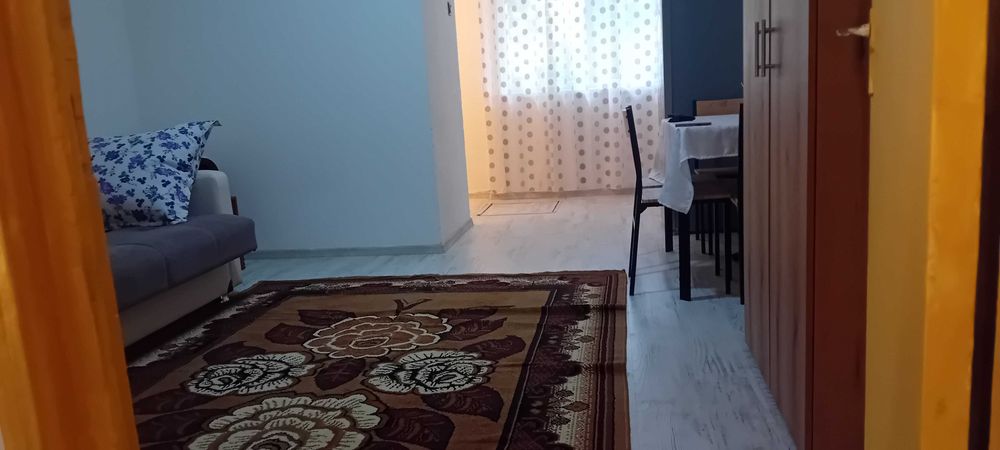 Garsonieră pentru închiriat.