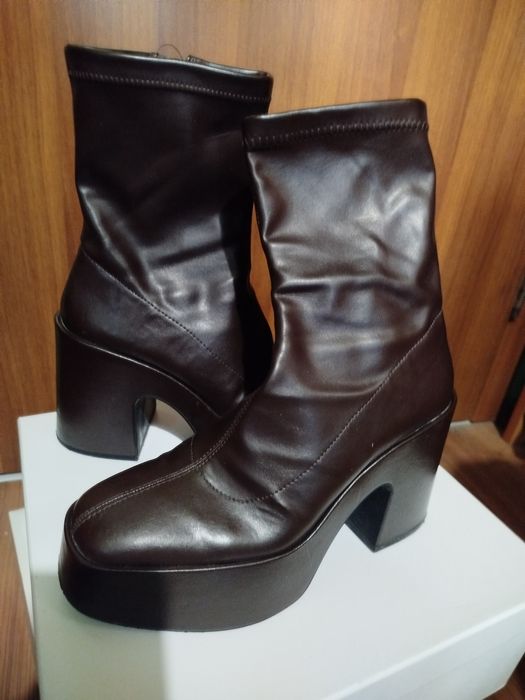 Ботуши и боти запазени