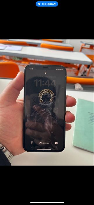 iPhone 12pro 256гб 75к